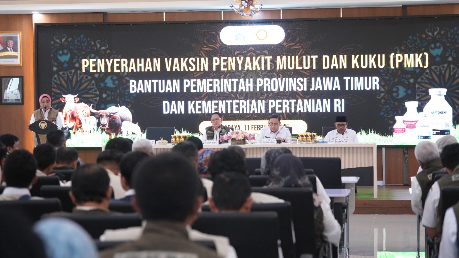 Kementan Distribusikan 652 Ribu Dosis Vaksin PMK Tahap 2 ke Jawa Timur